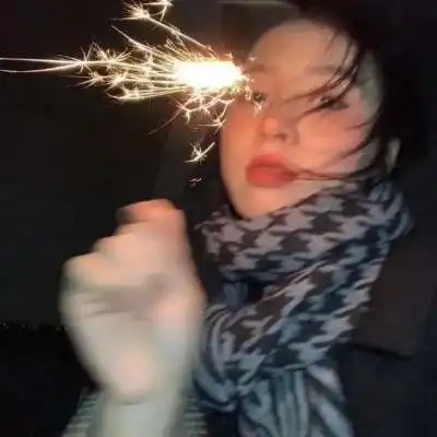 易北瑶ins风唯美温柔女头世界先爱了我,我不能不爱它女生头像我要个性网