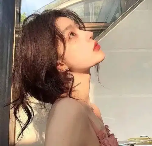 ins港风女头