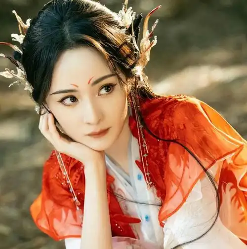 于正新剧陈乔恩杨超越陪衬吴谨言,输给庆余年却踩踏了杨幂的狐妖