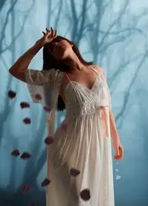 ps合成美女深夜柔情梦幻照片教程