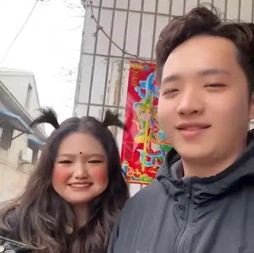 太尴尬了男子去女友家裤裆却突然裂开,准丈母娘的举动亮了