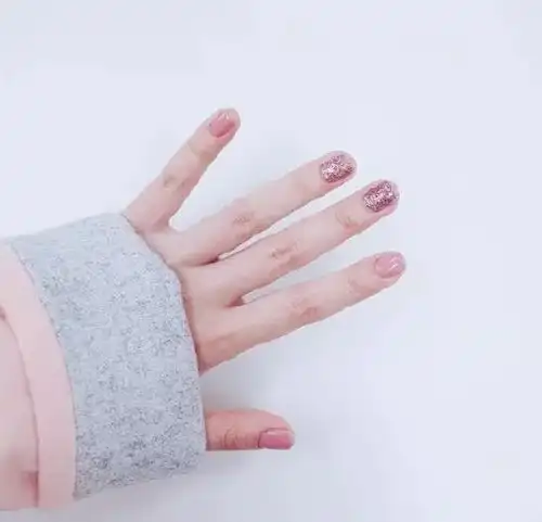 柔和粉嫩的马卡龙色美甲狙击少女心