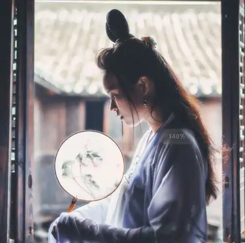 十分希望拥有感情,有自己防备心的5位生肖女生