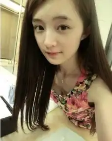 撞脸撞成亲姐妹嫩模神似杨幂傻傻分不清