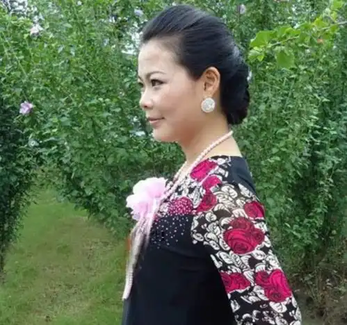 当代女大学生的流行趋势,被男生吐槽好像奶奶,果然时尚是个圈