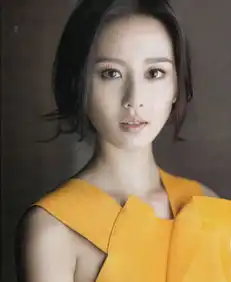 剪完锁骨发,女神们都美炸了get起来