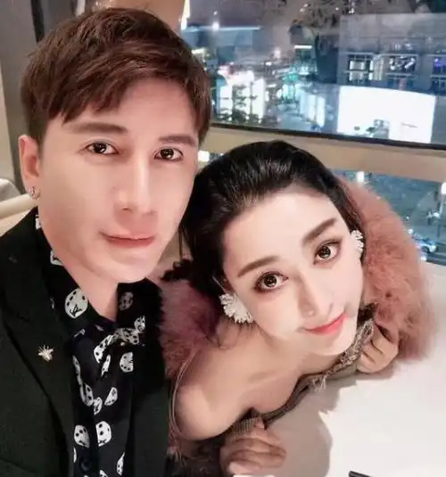 还记得花8年时间整成范冰冰的网红嫁给主刀医生后,她现状如何
