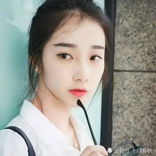 交往后,女生若有这3种表现,傻弟弟快撤吧,她只是玩玩