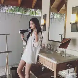 北大美女研究生学霸晒毕业照感恩老师称何其幸运