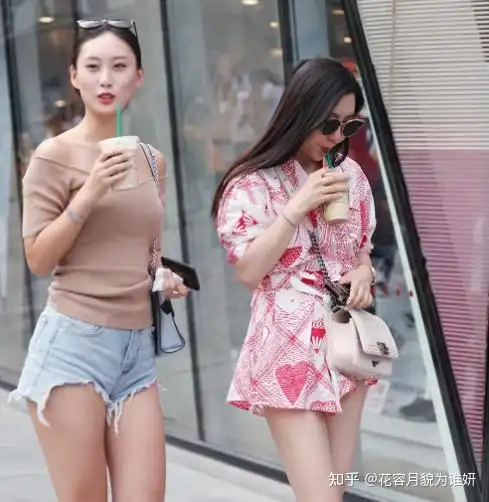 第一次聊天怎么和女生打招呼微信聊天幽默第一句精选