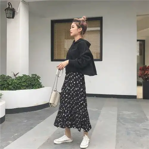 过膝式半身裙,高贵精致特显高,女人味十足