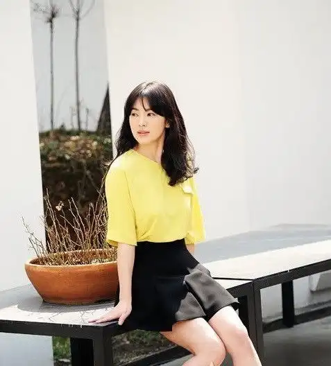 宋慧乔剪短发超级减龄,37岁嫩成20岁少女,看了也想剪短发