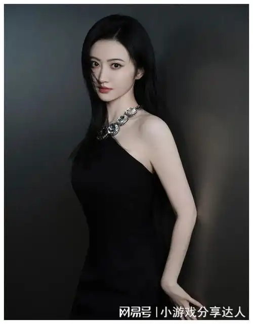 女星景甜又美又飒造型气质在线
