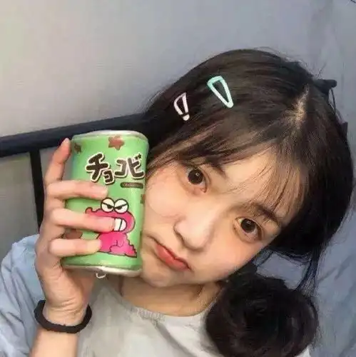 个性有趣头像没发朋友圈的时候在认真生活