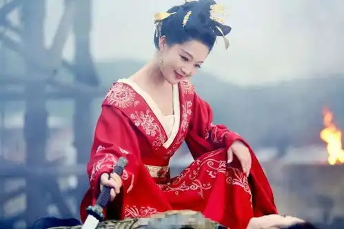女星红衣古装照盘点赵露思飒爽,杨超越英气,郑爽显病态