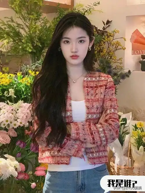 爱上美女街拍140卷,她长得像谁