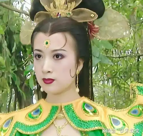 金巧巧晒检察院通知书婚姻与事业双轨并行,是非曲直,自在人心