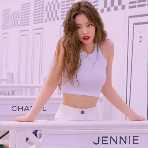 好看的人那么多,为什么只有95后的她被称为人间香奈儿