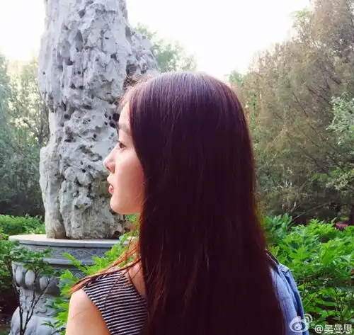 北影新晋女神似奶茶妹妹