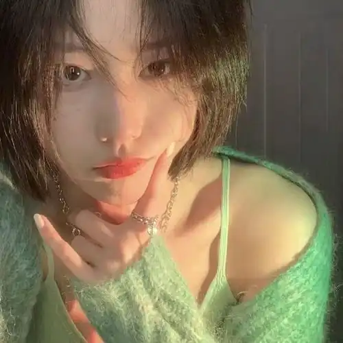 仙气森系女生头像绿色安静淡然的意境绿色头像女