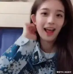北大女生在宿舍拍抖音,被墙上的东西抢镜,网友这才是我梦寐以