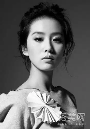 清纯pk妖娆十大新生代美女明星发型盘点