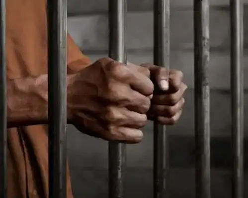 他是红卫兵头目之一,20岁官至北京市委常委,后来结局如何