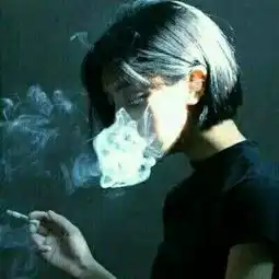 微信头像女生欧美范黑白图片2018最新侥幸的人生活不出人样
