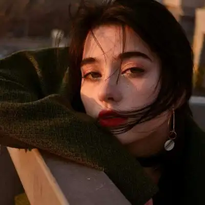 女生欧美头像2020精致欧美风头像