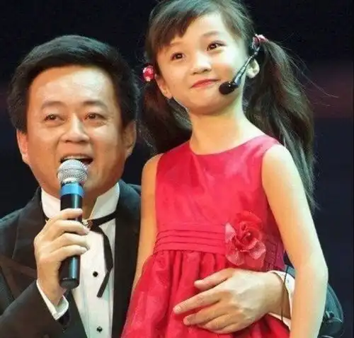 奥运女孩林妙可,当年惊艳世界如今成啥样被母亲操控人生太可怕