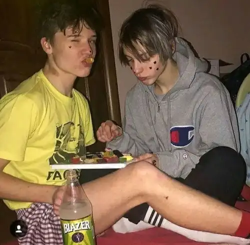 冷淡风欧美头像我找到你了
