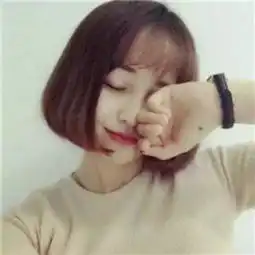 一群流浪猫竟然把下水道当做娱乐场所,即使流浪也能快乐的活着