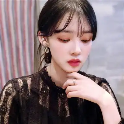 非主流2018女生超拽霸气头像我明明在笑为什么眼睛湿了