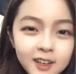 抖音婴儿肥女神火了,关掉美颜后,网友还是个孩子啊