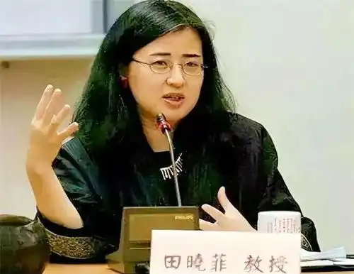 天才少女13岁被北大破格录取,赴美留学嫁53岁导师,现状令人感慨