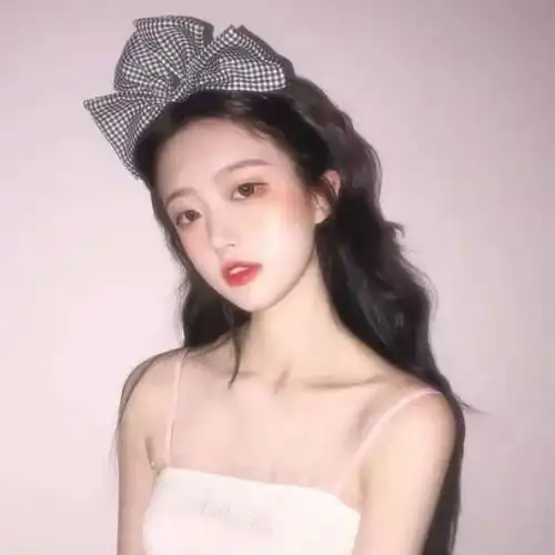 12星座女最可爱的动作,金牛座两手托腮,天秤座的最特别