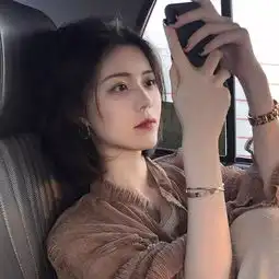 女生头像得一人而终老