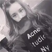 锁骨照片女生图片黑白微信头像图片大全