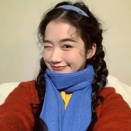 女生头像这世上从不缺乏让人心动的新鲜感.