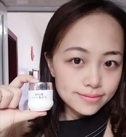 初春护肤必备单品,价格便宜又好用,适合贫民窟女孩