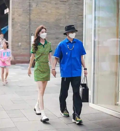 街拍美女小姐姐156