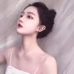 女生头像星光坠入你眼里,而你落入我心里485