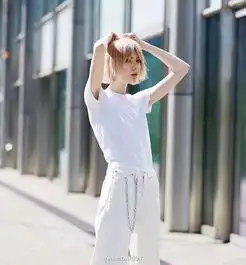 博主被叫阿姨很不爽跟95后博主学少女穿搭