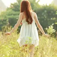 求三张唯美女生背影闺蜜头像注意一定要是背影的,三张,闺蜜头像