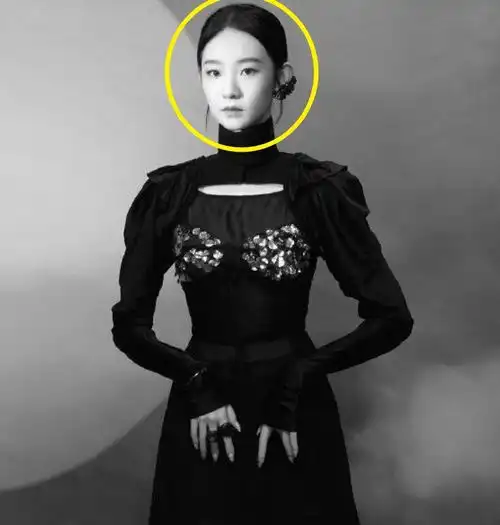 硬糖少女黑白大片赵粤假小子,郑乃馨不再可爱,希林的脸没搞错