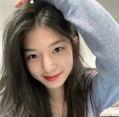 高级感温柔女生头像17