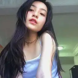 淡雅时尚的长发女生图片你一直都很美
