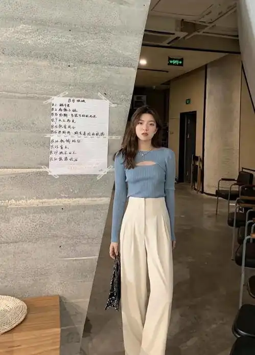 秋天来了,试试西装裤,高级感立马体现,轻熟风更招人喜欢