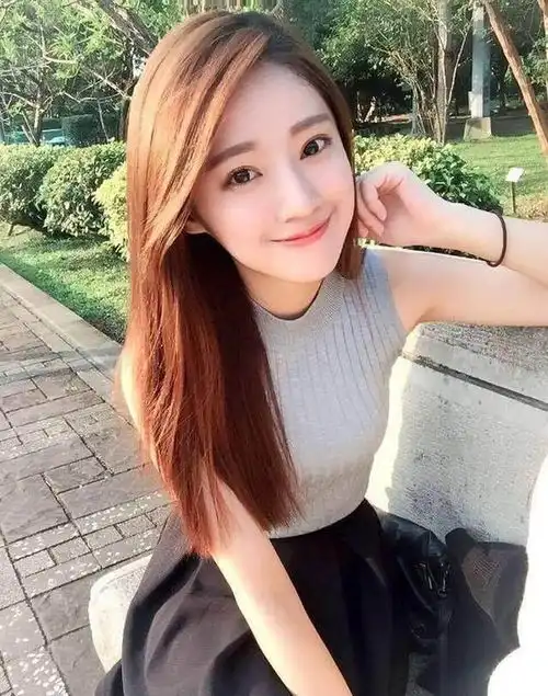 搞笑图片幽默段子笑话老婆,你确定上面的灰尘能吸得到