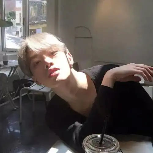男生头像所以我离开的正好